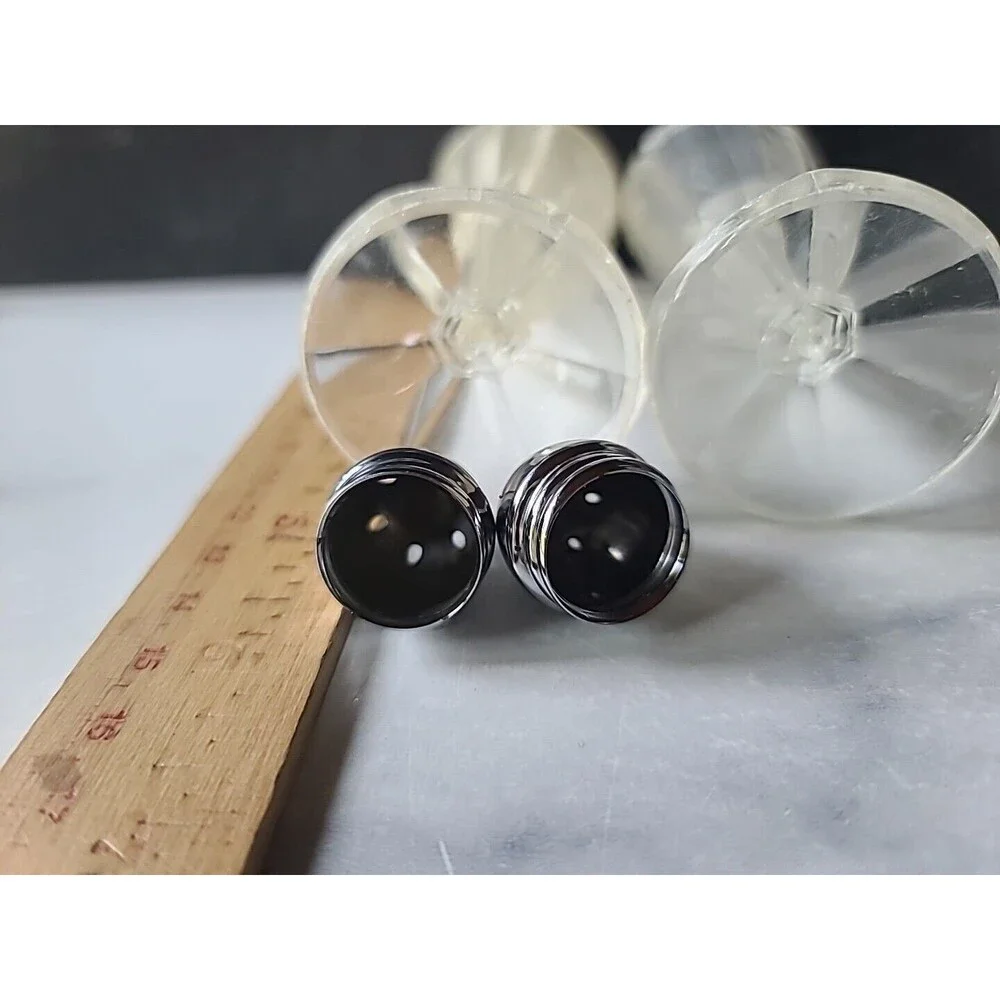 Vintage Plastic Cone-Shaped Salt And Pepper Shakers Vintage, READ